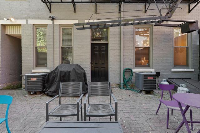 320 Mulberry Street, Cincinnati, OH 45202