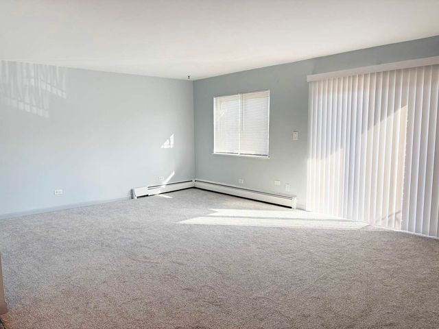 535 S Cleveland Avenue S 305, Arlington Heights, IL 60005