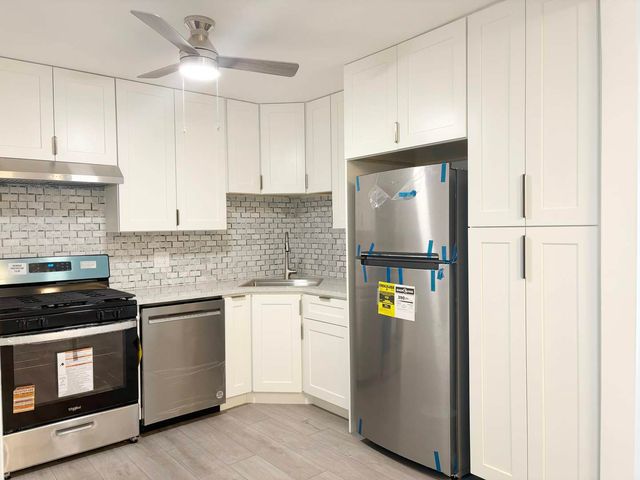 535 S Cleveland Avenue S 305, Arlington Heights, IL 60005