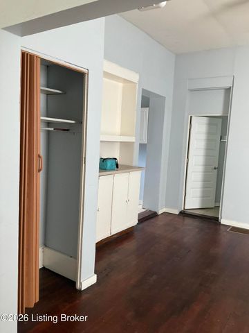 947 S Brook St 1, Louisville, KY 40203