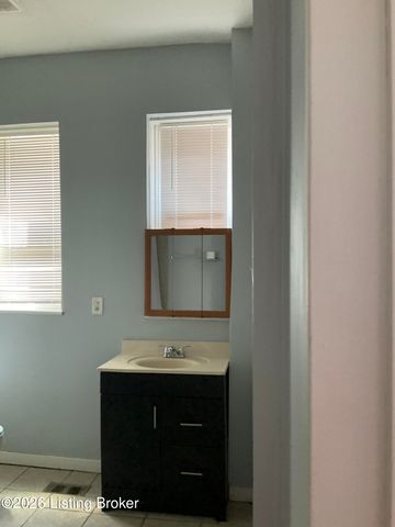 947 S Brook St 1, Louisville, KY 40203