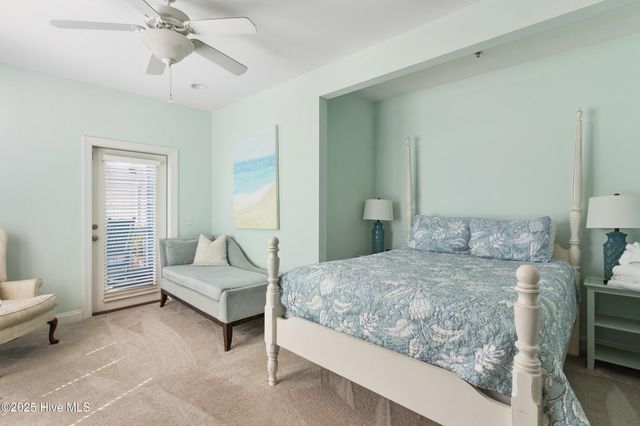 308 Carolina Beach Avenue S Unit 1, Carolina Beach, NC 28428
