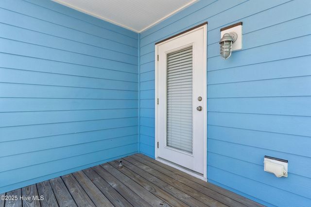 308 Carolina Beach Avenue S Unit 1, Carolina Beach, NC 28428