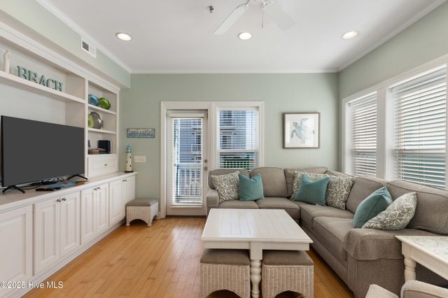 308 Carolina Beach Avenue S Unit 1, Carolina Beach, NC 28428