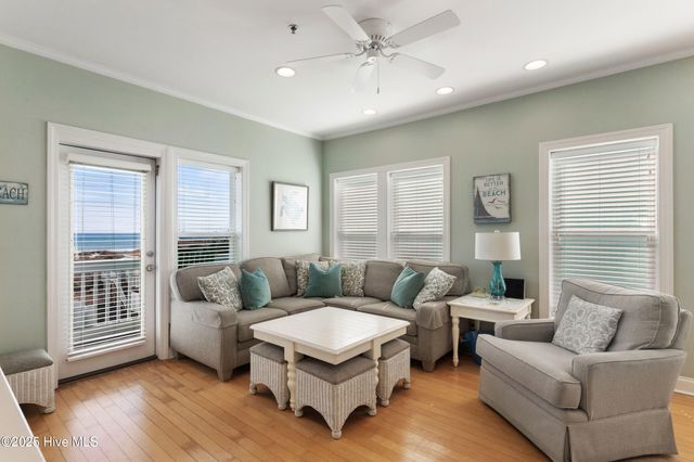 308 Carolina Beach Avenue S Unit 1, Carolina Beach, NC 28428