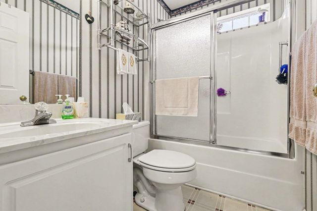 100 Staton Ln., Longs, SC 29568