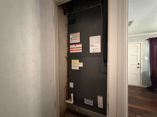 1146 Forsythe, Carthage, TX 75633