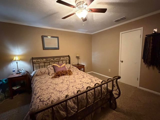 1146 Forsythe, Carthage, TX 75633