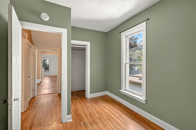 1602 Adams Street NE, Minneapolis, MN 55413