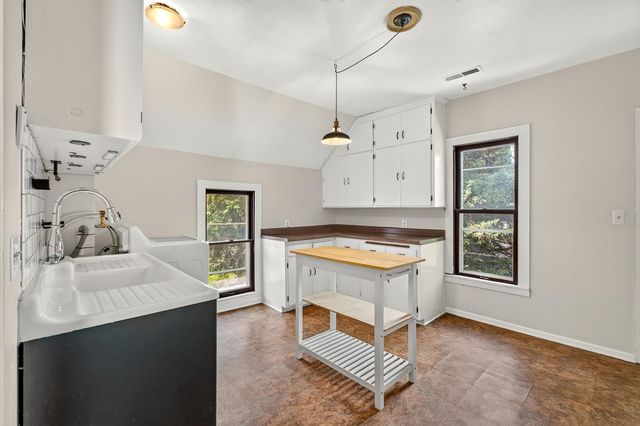 1602 Adams Street NE, Minneapolis, MN 55413