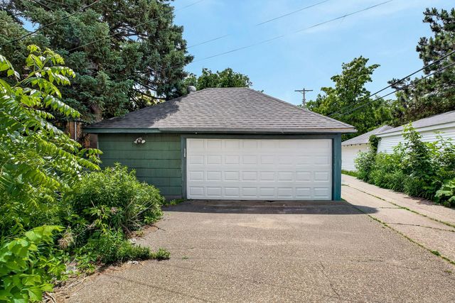 1602 Adams Street NE, Minneapolis, MN 55413