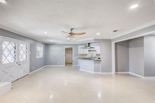 7324 Vanessa Drive, Fort Worth, TX 76112