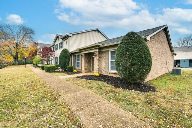 423 Plantation Ct, Nashville, TN 37221