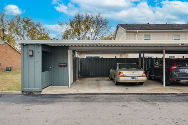 423 Plantation Ct, Nashville, TN 37221