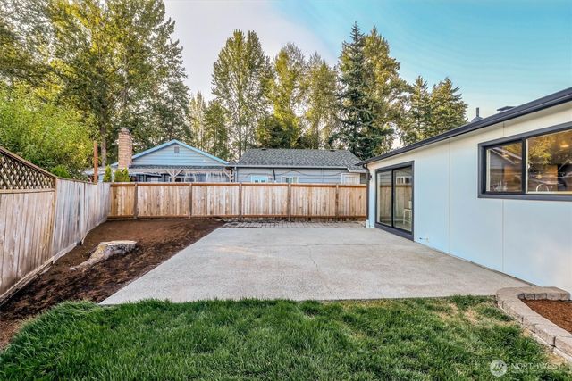 14737 112th Avenue NE, Kirkland, WA 98034