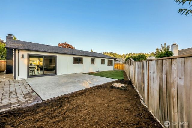 14737 112th Avenue NE, Kirkland, WA 98034