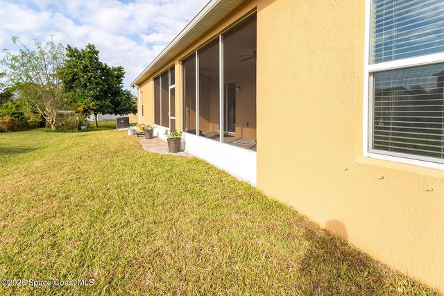 584 L M Davey Lane, Titusville, FL 32780