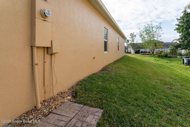 584 L M Davey Lane, Titusville, FL 32780