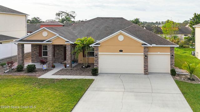 584 L M Davey Lane, Titusville, FL 32780