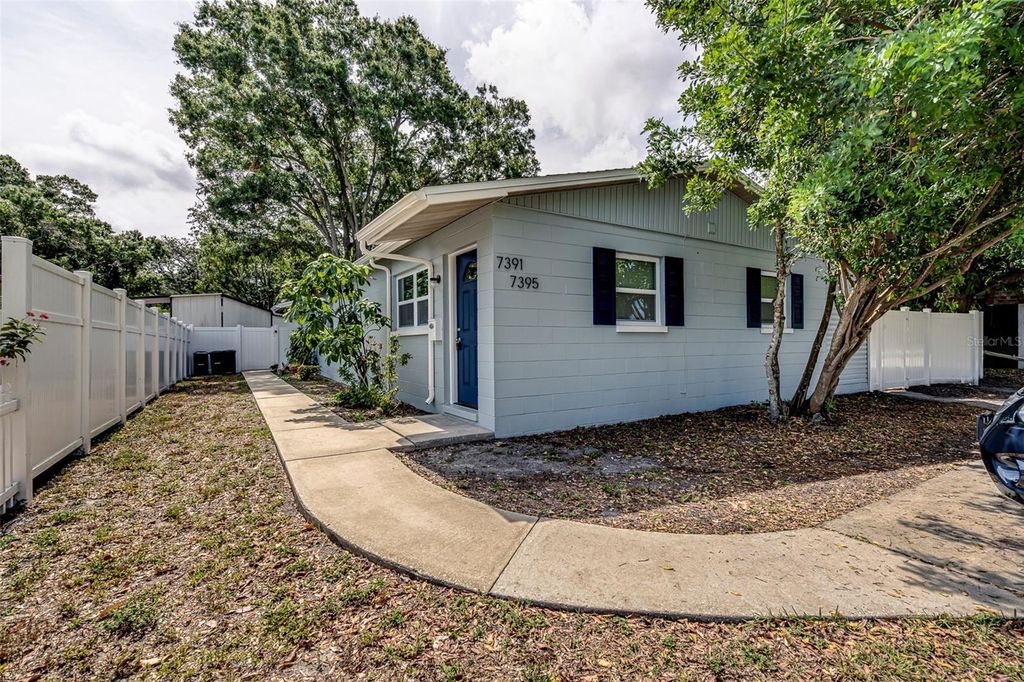 7391 34TH STREET N, Pinellas Park, FL 33781