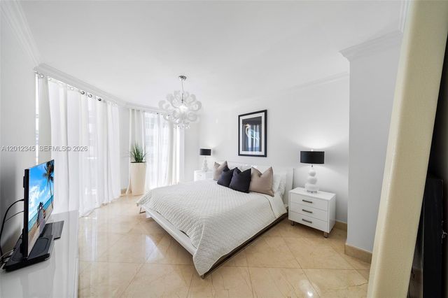4775 Collins Ave 1504, Miami Beach, FL 33140