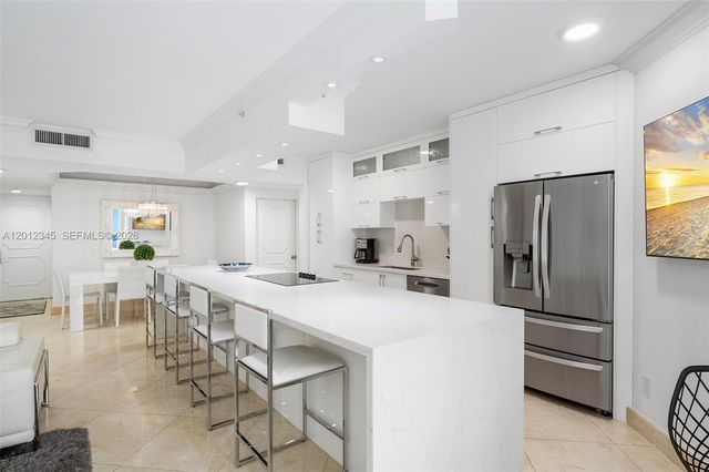 4775 Collins Ave 1504, Miami Beach, FL 33140