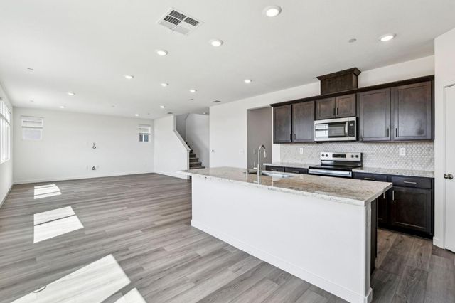 1280 Bastion Ave, Galt, CA 95632