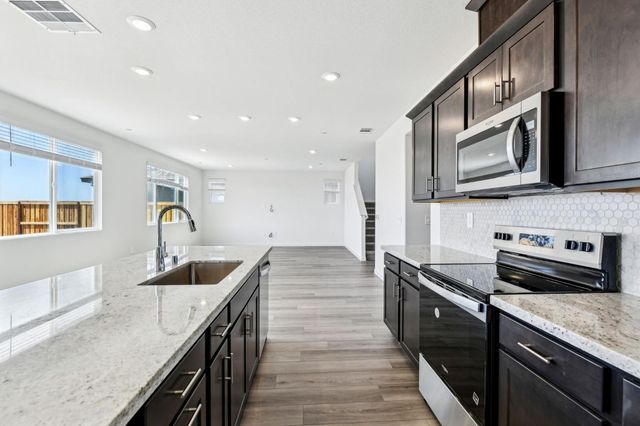 1280 Bastion Ave, Galt, CA 95632