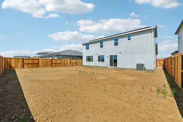 1280 Bastion Ave, Galt, CA 95632