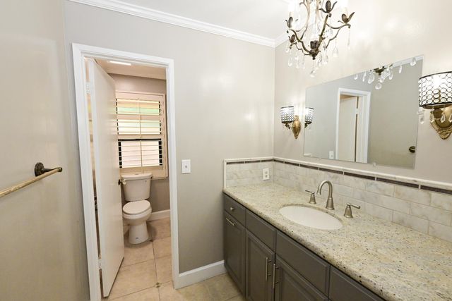 5088 N Forkner Avenue, Fresno, CA 93711