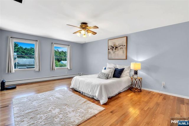 6 Meester Street, Mahwah, NJ 07430