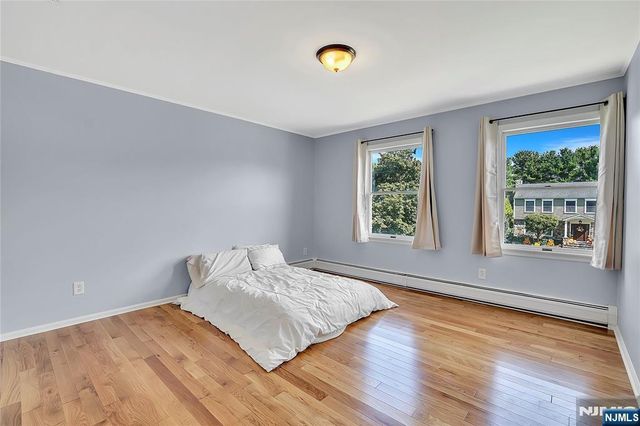 6 Meester Street, Mahwah, NJ 07430