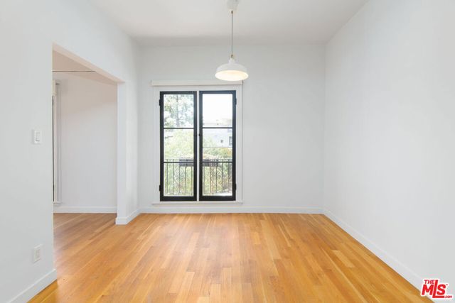 900 S Orange Grove Avenue 203, Los Angeles, CA 90036