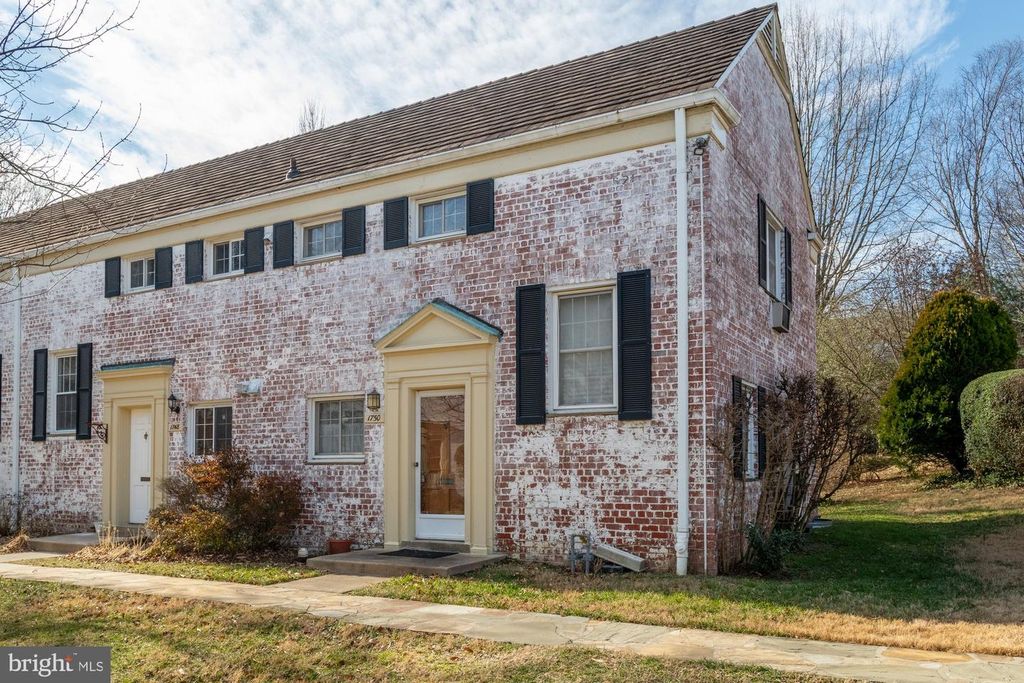 1750 PRESTON RD, Alexandria, VA 22302