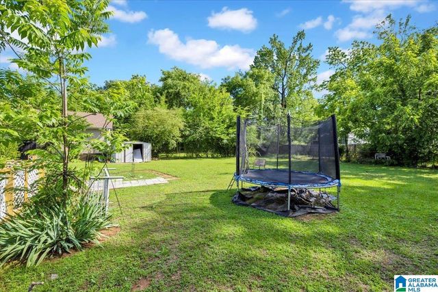 137 BROOKWOOD ROAD W, Midfield, AL 35228