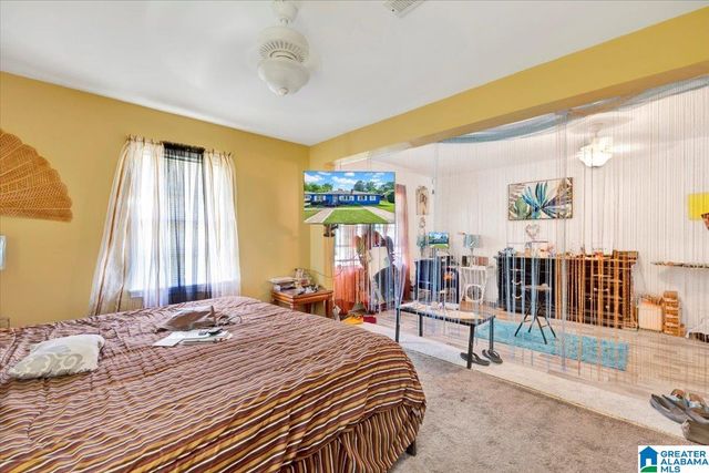 137 BROOKWOOD ROAD W, Midfield, AL 35228