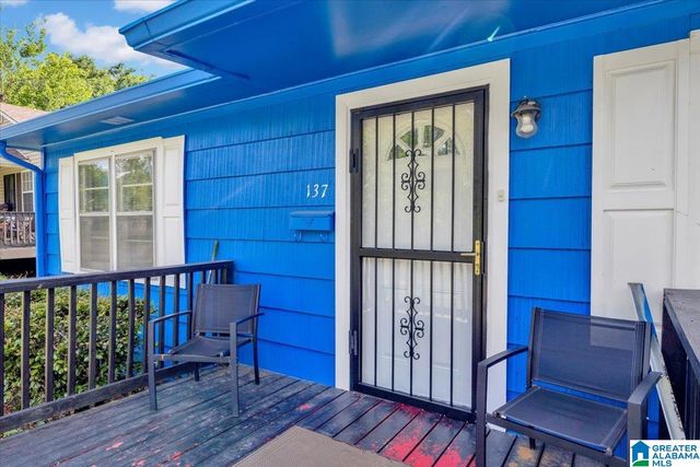 137 BROOKWOOD ROAD W, Midfield, AL 35228