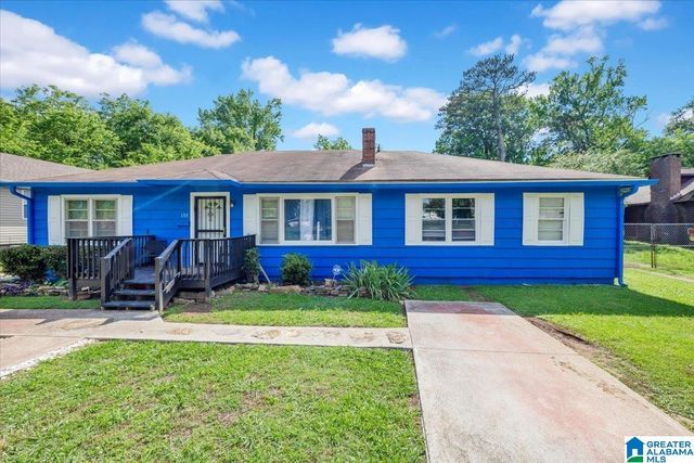 137 BROOKWOOD ROAD W, Midfield, AL 35228