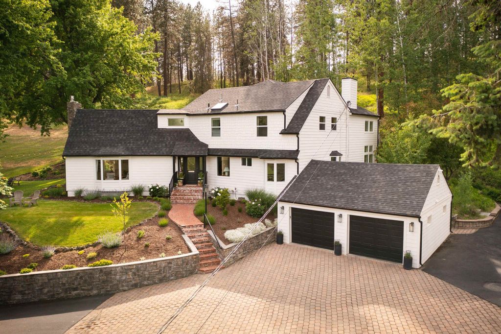 19009 N Little Spokane Dr, Colbert, WA 99005