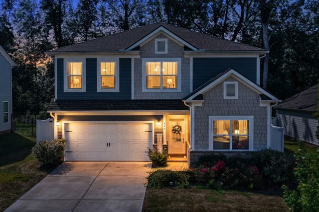 547 Ballard Dr, White House, TN 37188