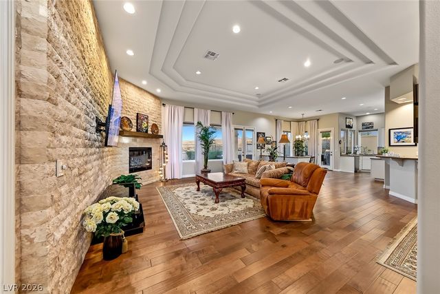 25 Avenida Fiori, Henderson, NV 89011