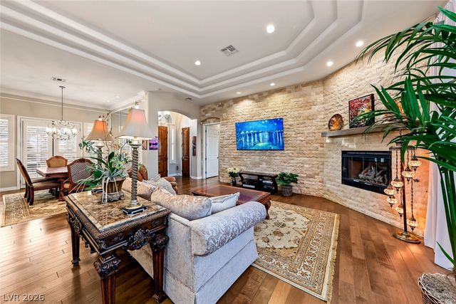 25 Avenida Fiori, Henderson, NV 89011