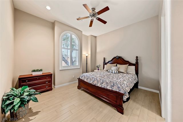 25 Avenida Fiori, Henderson, NV 89011