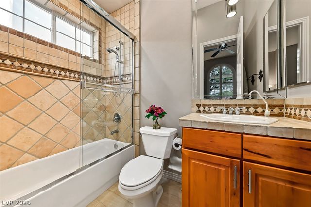 25 Avenida Fiori, Henderson, NV 89011