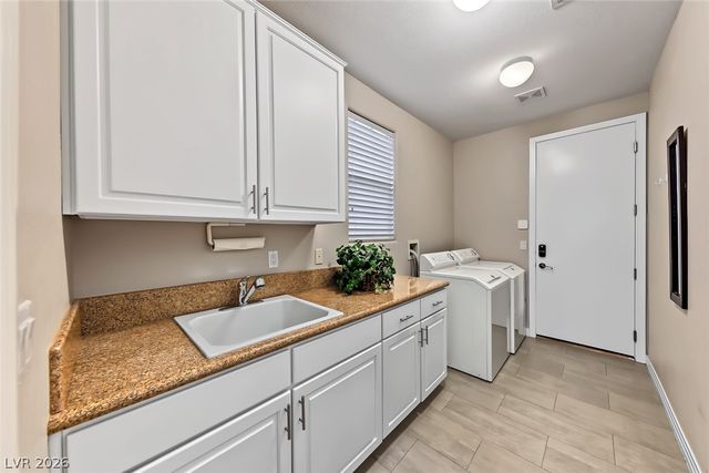 25 Avenida Fiori, Henderson, NV 89011