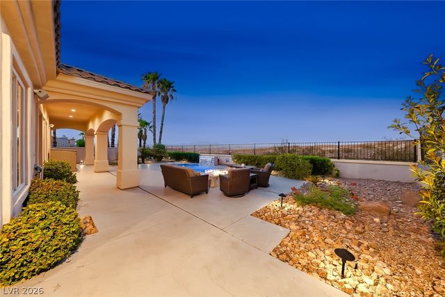25 Avenida Fiori, Henderson, NV 89011
