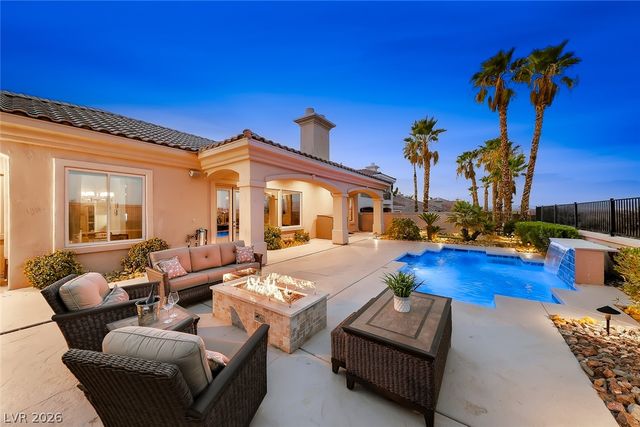 25 Avenida Fiori, Henderson, NV 89011