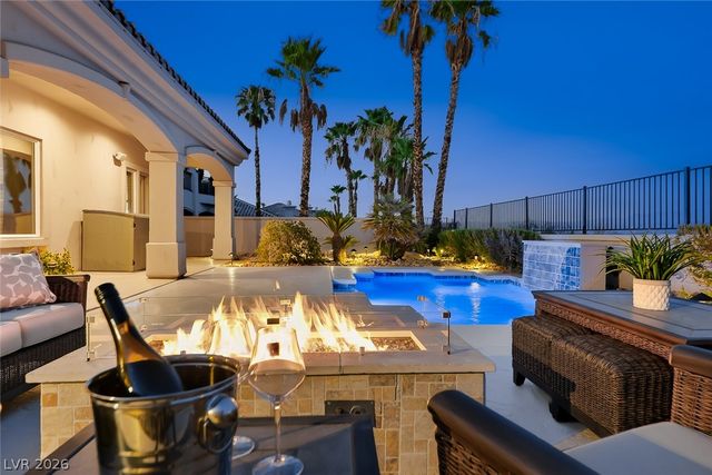 25 Avenida Fiori, Henderson, NV 89011