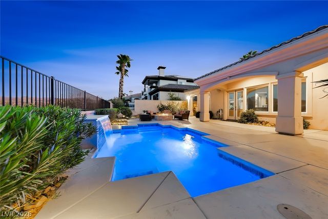 25 Avenida Fiori, Henderson, NV 89011