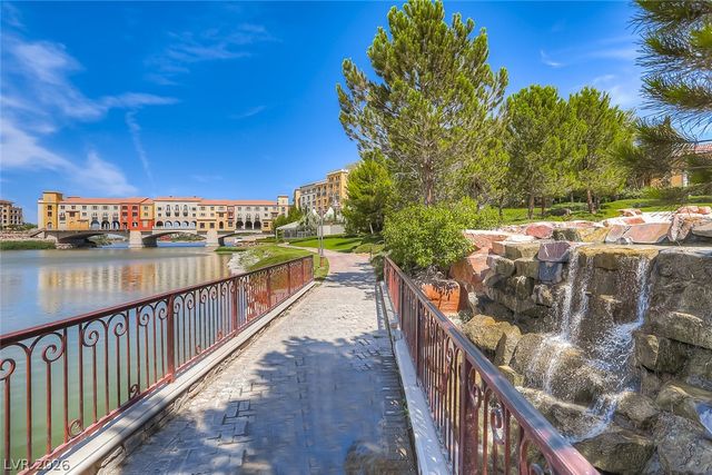 25 Avenida Fiori, Henderson, NV 89011